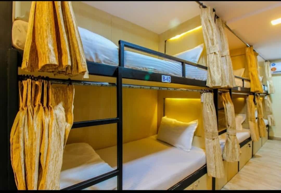 New Seven Hills Dormitory - Mumbai — Photos 1